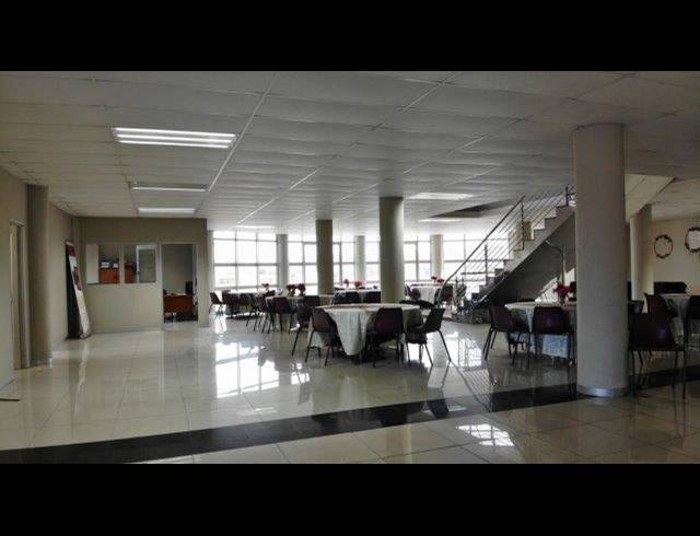 4,400M² WAREHOUSE FOR SALE IN JACOBS